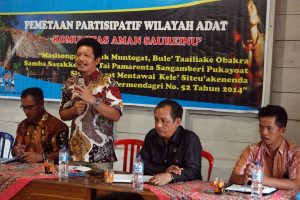 Wakil Bupati Mentawai  Rijel Samaloisa membuka acara peluncuran Pemetaan Partisipatif 